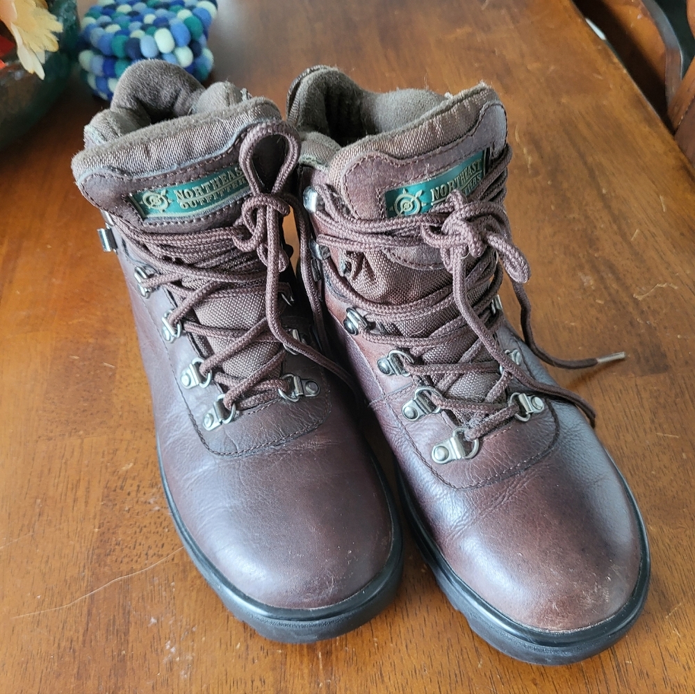 Northwest Territory Women's Dark Brown Lace-Up Boots 7.5M